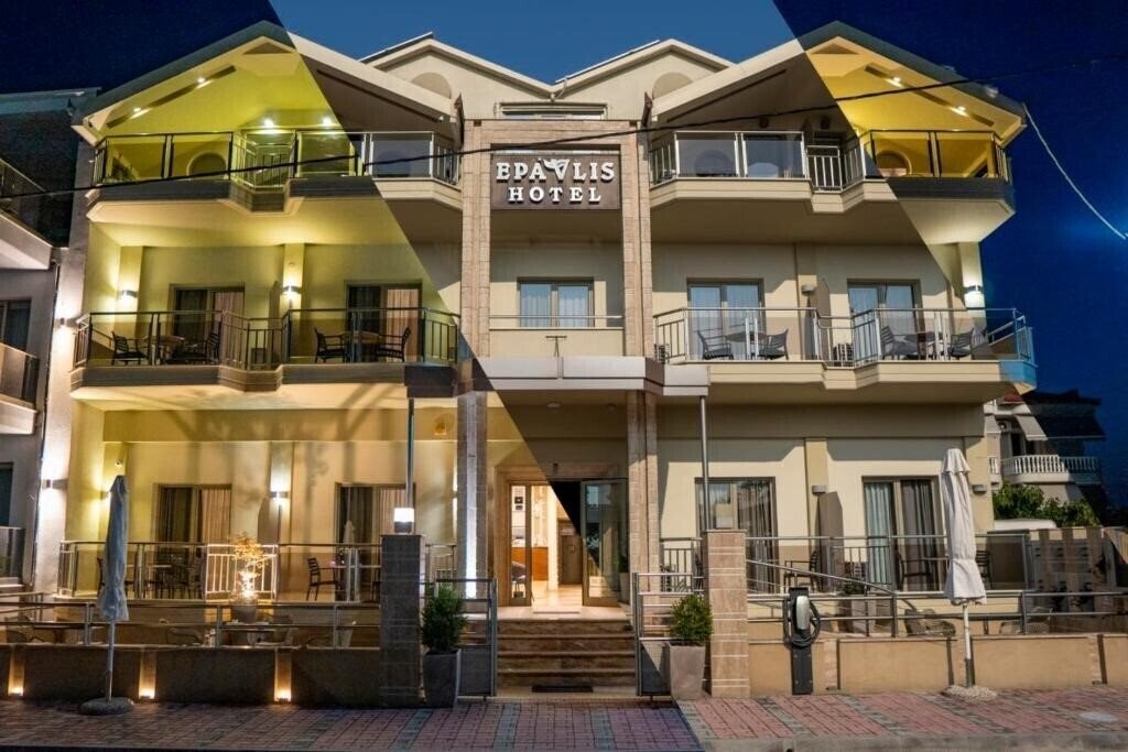 Готель Epavlis Eleftheriadi Hotel 4*