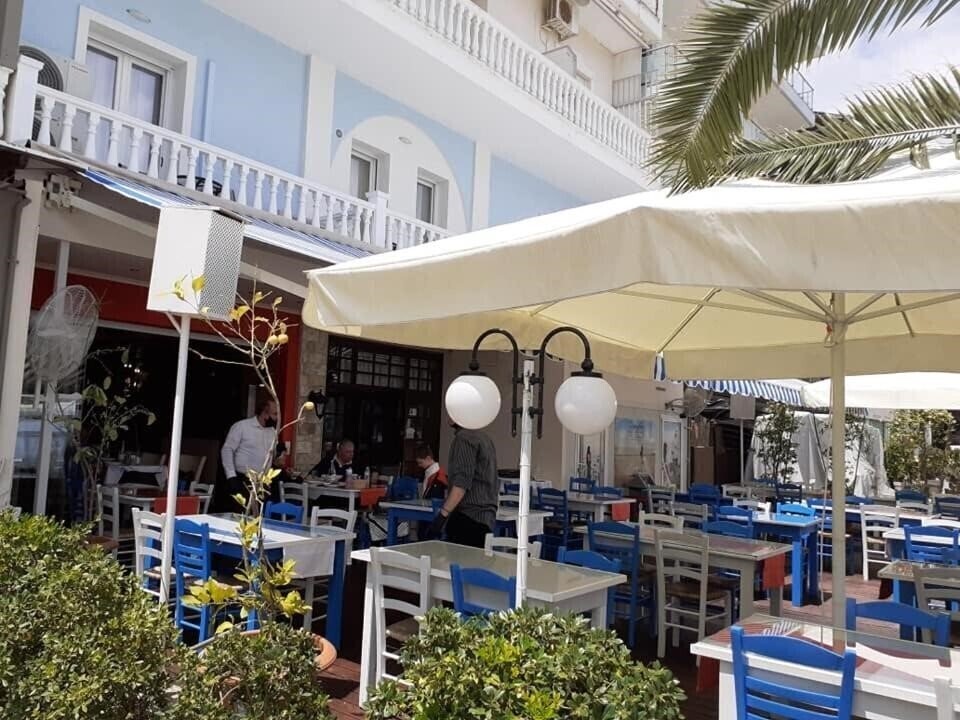 Фото Zografos Hotel 2*