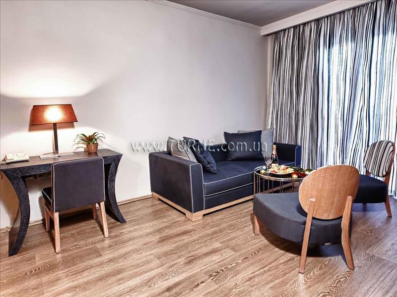 Фотографія Olympus Thea Boutique Hotel 3*