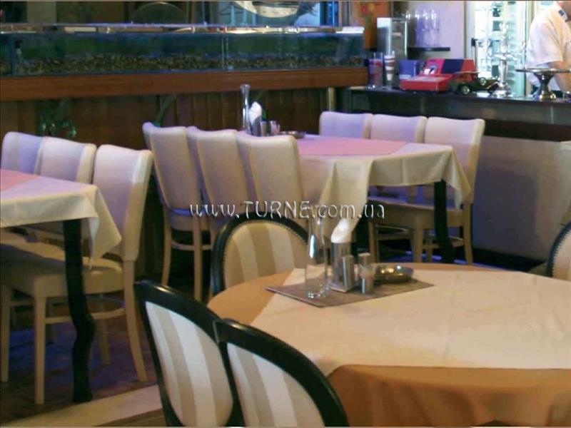 Готель Zografos Hotel 2*