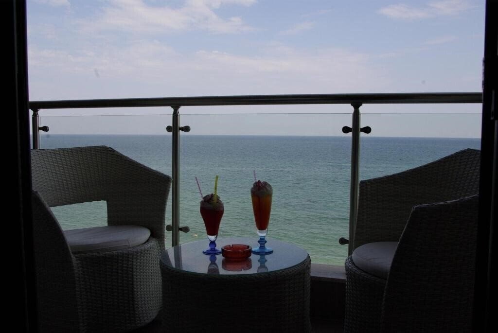 Готель Dion Hotel 3*