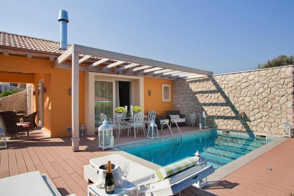 Фото Litohoro Olympus Resort Villas & SPA 4*