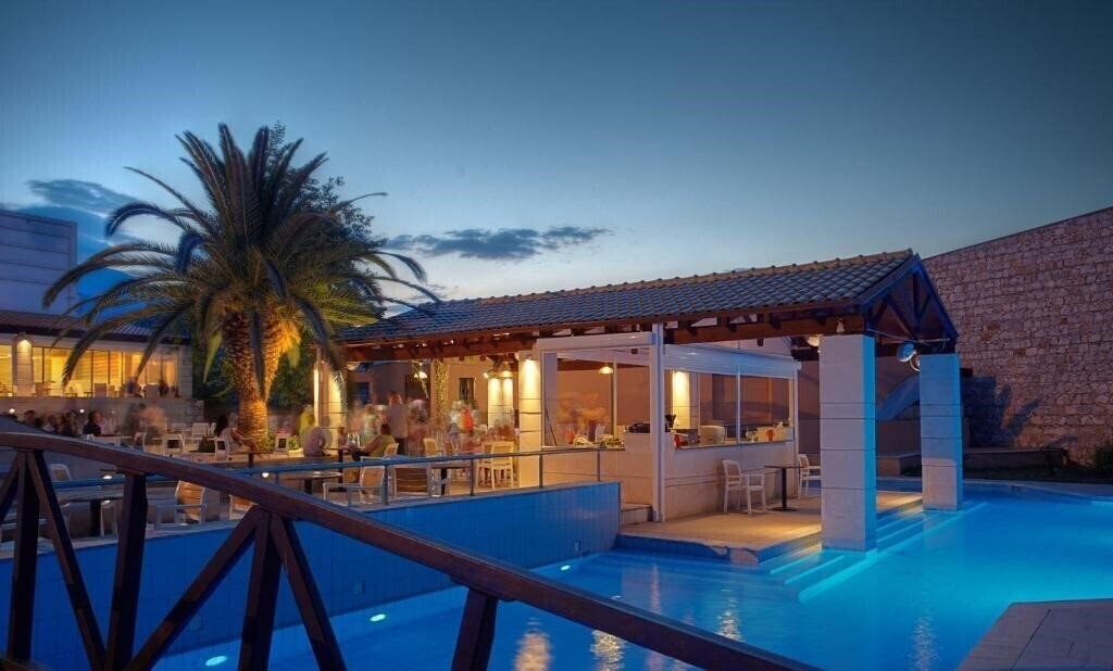 Фотографія Olympian Bay Grand Resort 4*