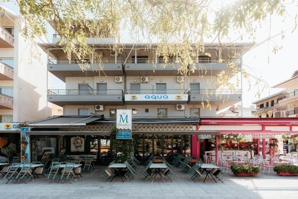 Готель Aqua Beachfront Elegant 3*