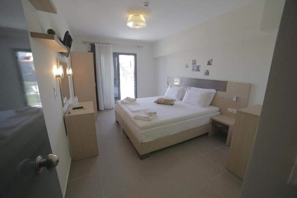 Картинка Ecohotel Paralia 4*