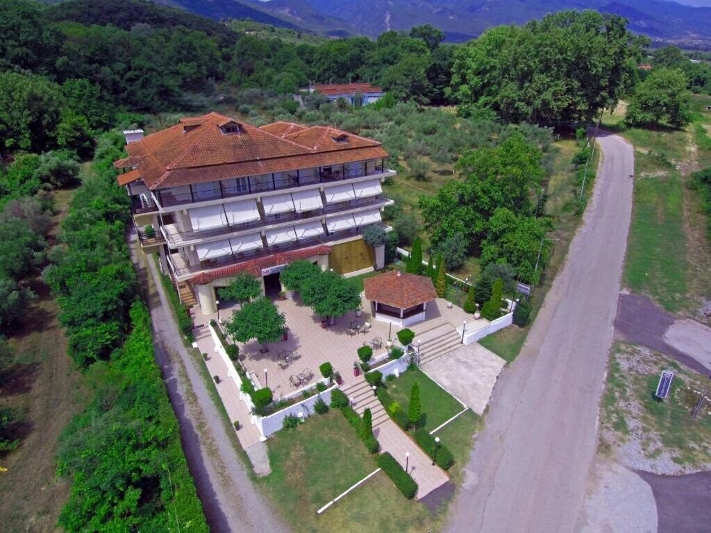 Готель Balogiannis Hotel 2*