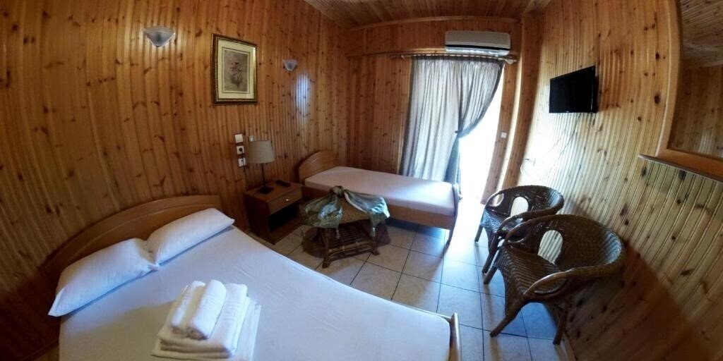 Фото Balogiannis Hotel 2*