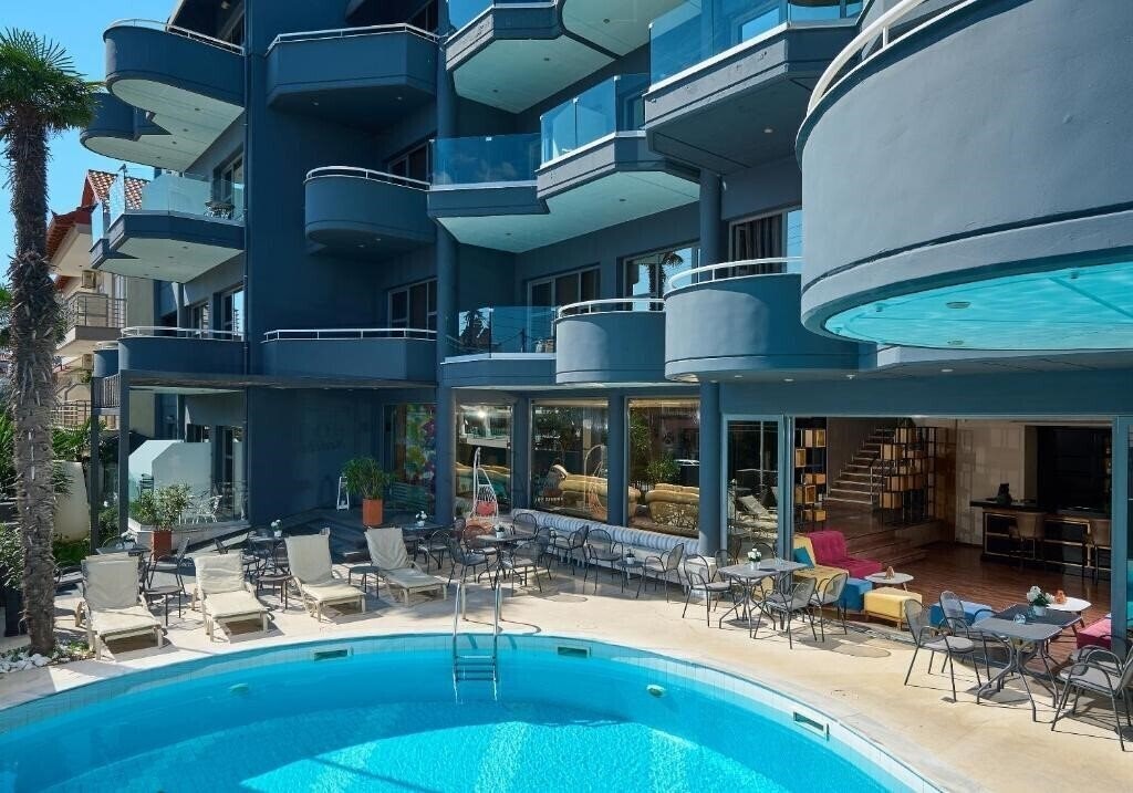 Отель Mediterranean Resort 4*