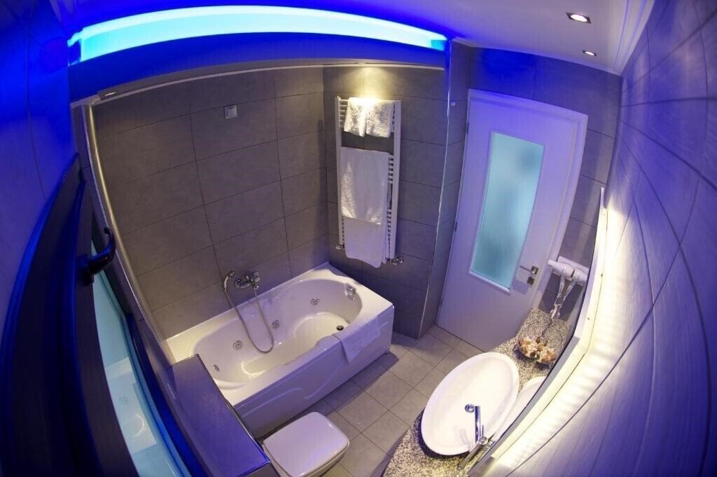 Фотографія Kymata Hotel Platamonas 3*