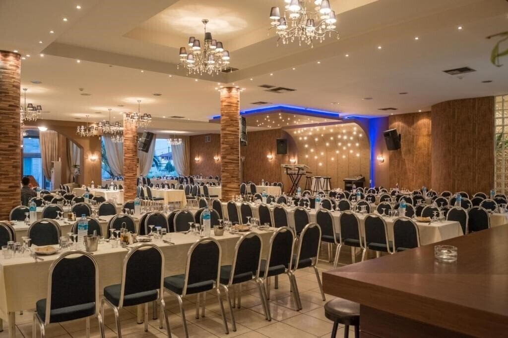 Зображення Hotel Yakinthos Paralia Katerini 3*