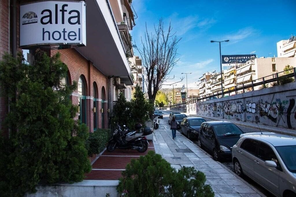 Готель Alfa 4*