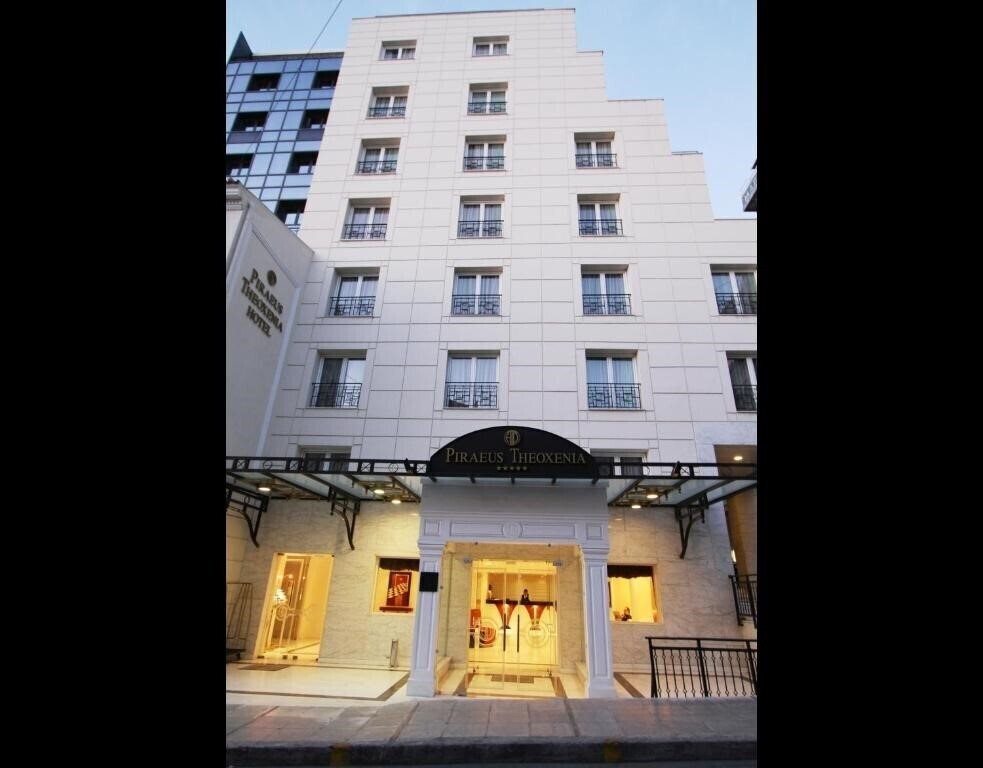 Отель Theoxenia Piraeus Hotel 5*