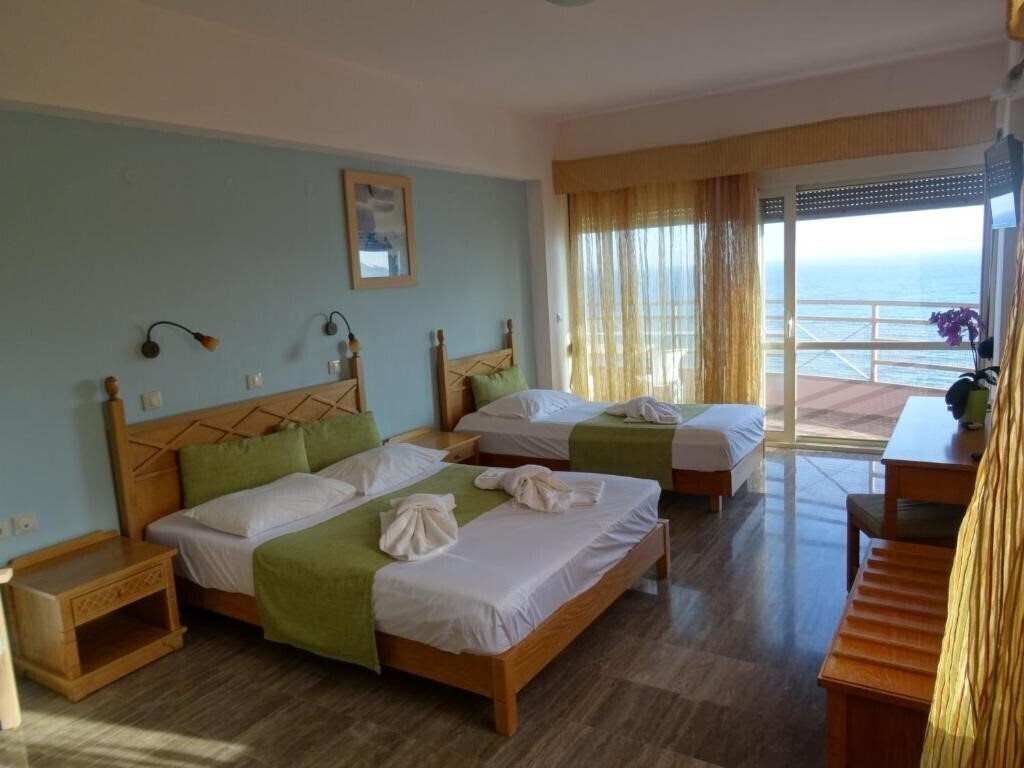 Фото Thalassa House Apartments 3*