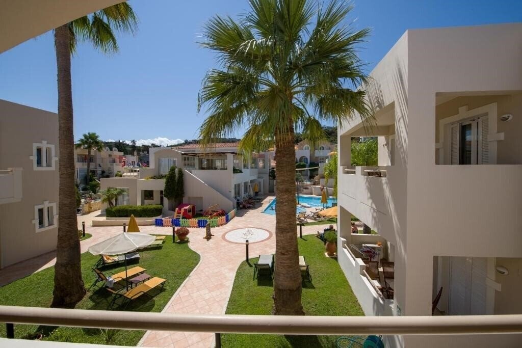 Изображение Toxo Hotel & Apartments 3*