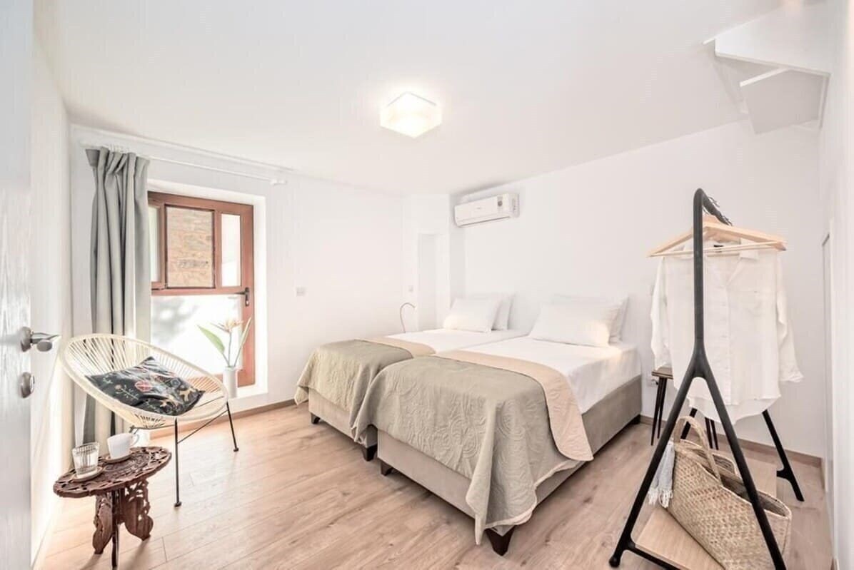 Картинка Apithano 3*