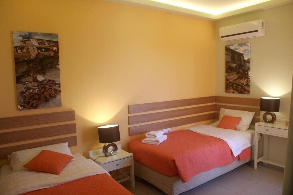 Фотографія Effi Apartments 3*
