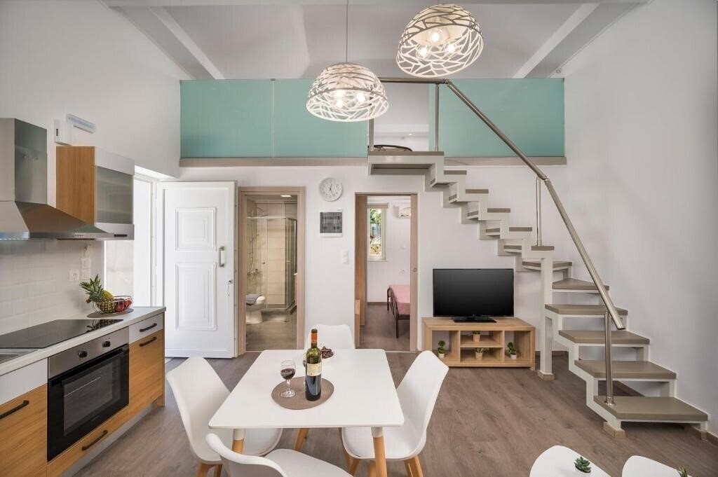Готель House Sirili 3*