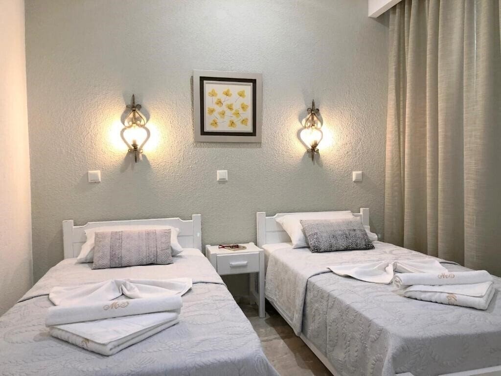 Фото Maria Suites 3*