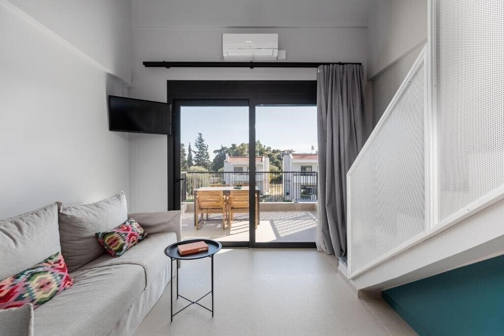 Картинка The 8 Suites Polychrono 3*