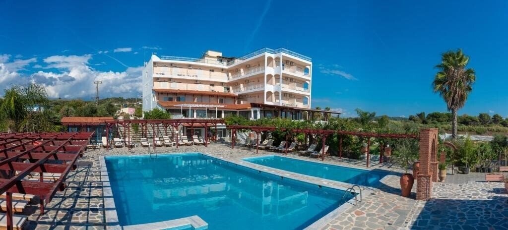 Фотография Poseidon Beach Hotel 4*