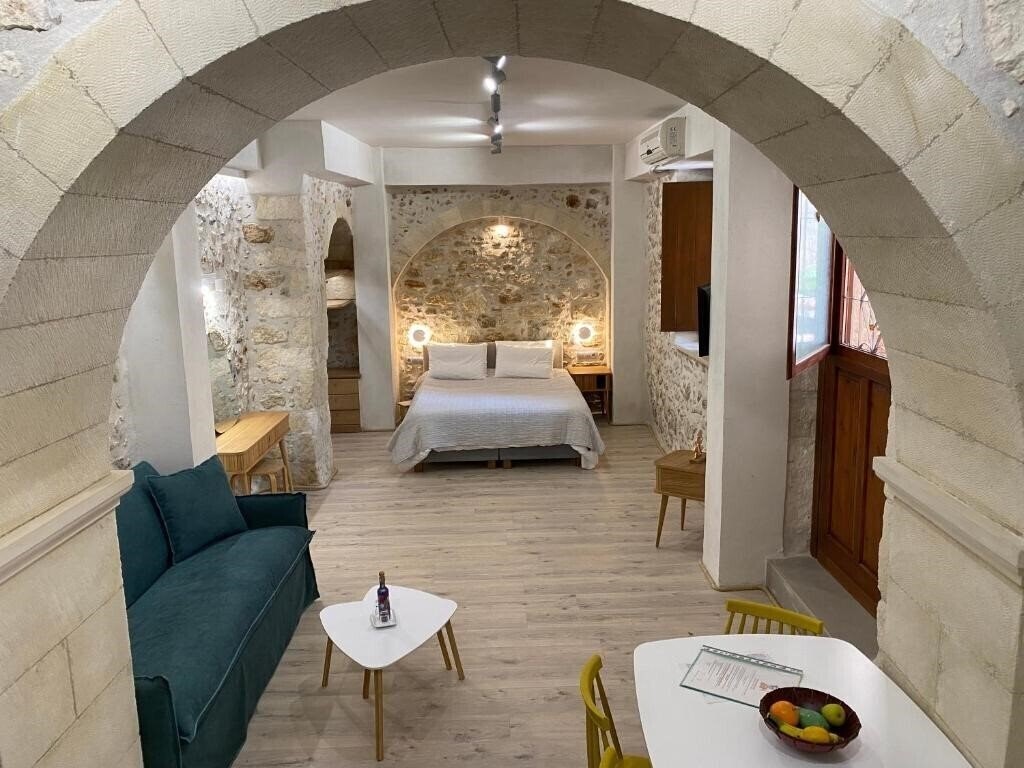 Отель Barbara Studios Apt апартаменты