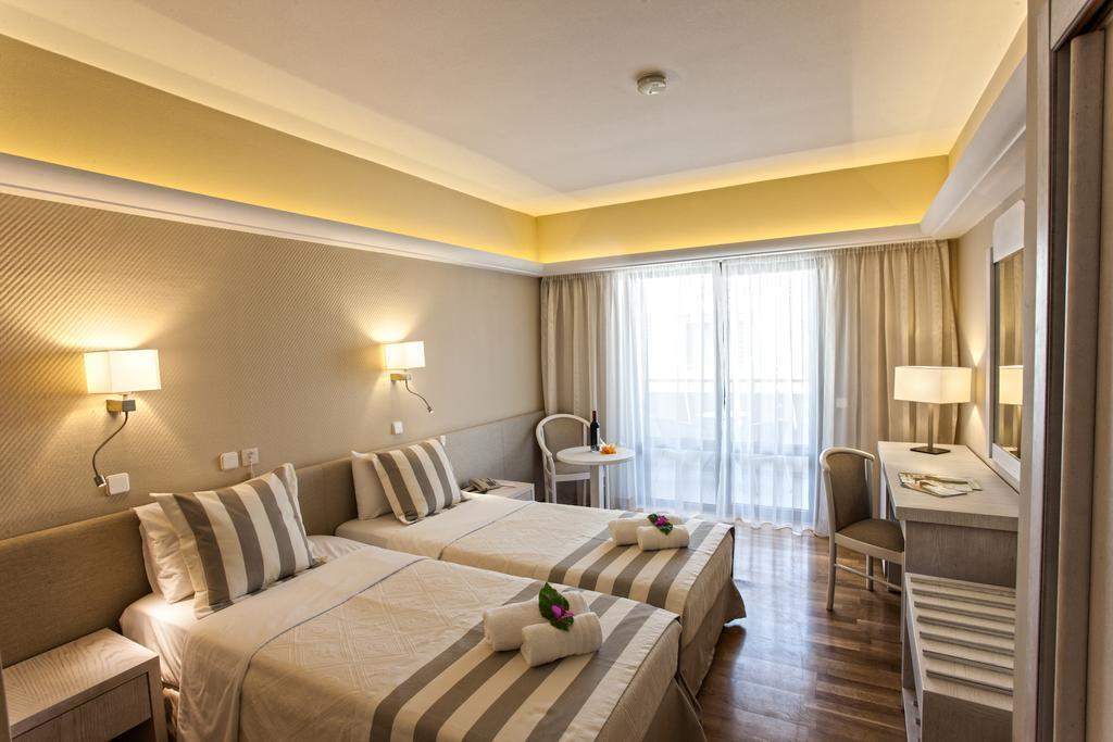 Фотографія Pearl Beach Rethymno (ex. Sentido Pearl Beach) 4*