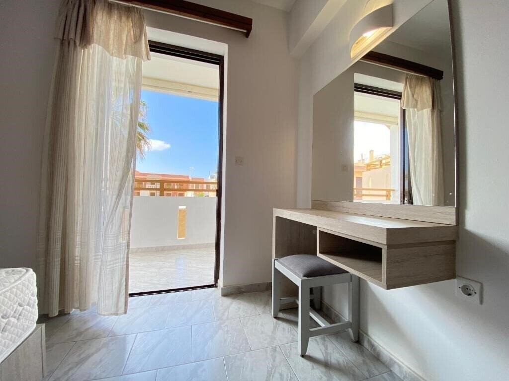 Фото Domenica Apartments 2*