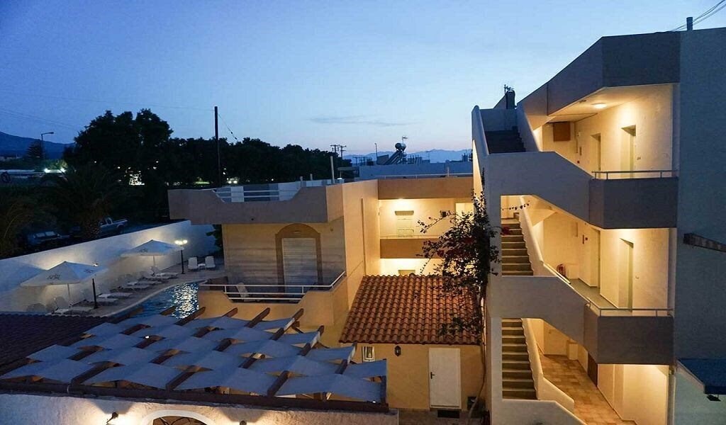 Готель Dioni Hotel 3*