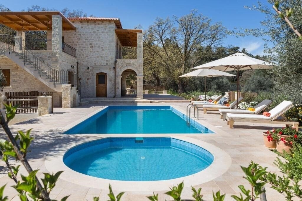 Отель Vederi Estate 5*