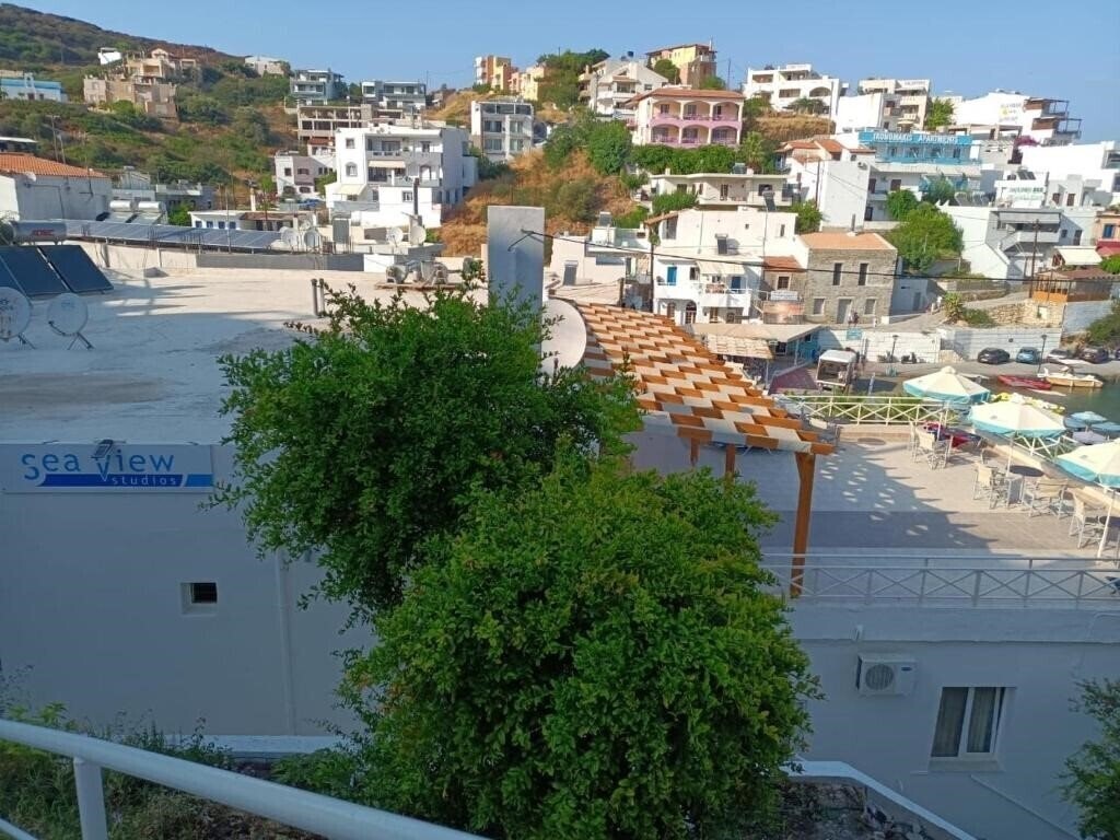 Изображение Sea View Studios 2*