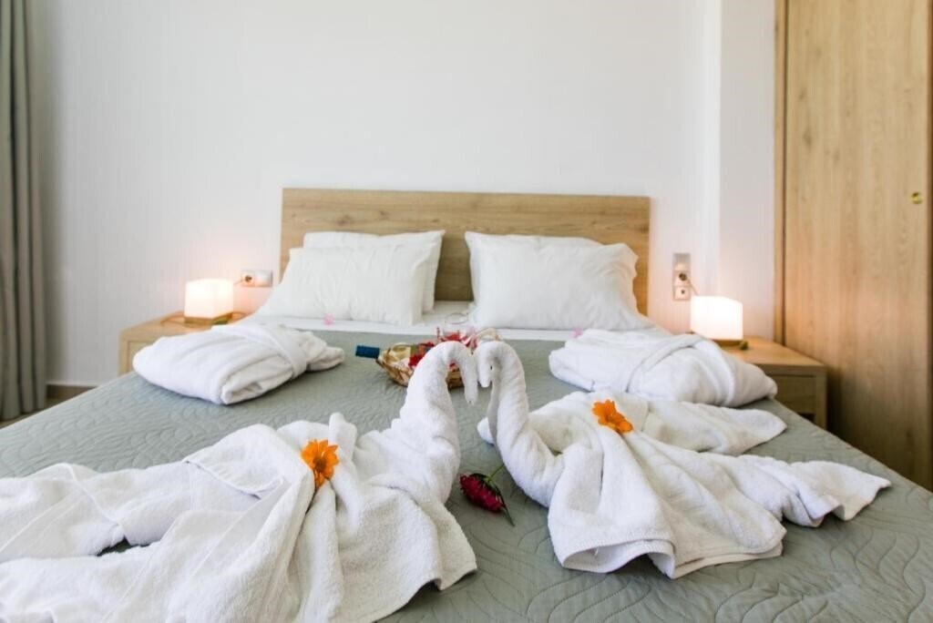 Фотографія Resol Hotel (ex. Liza Mary) 4*