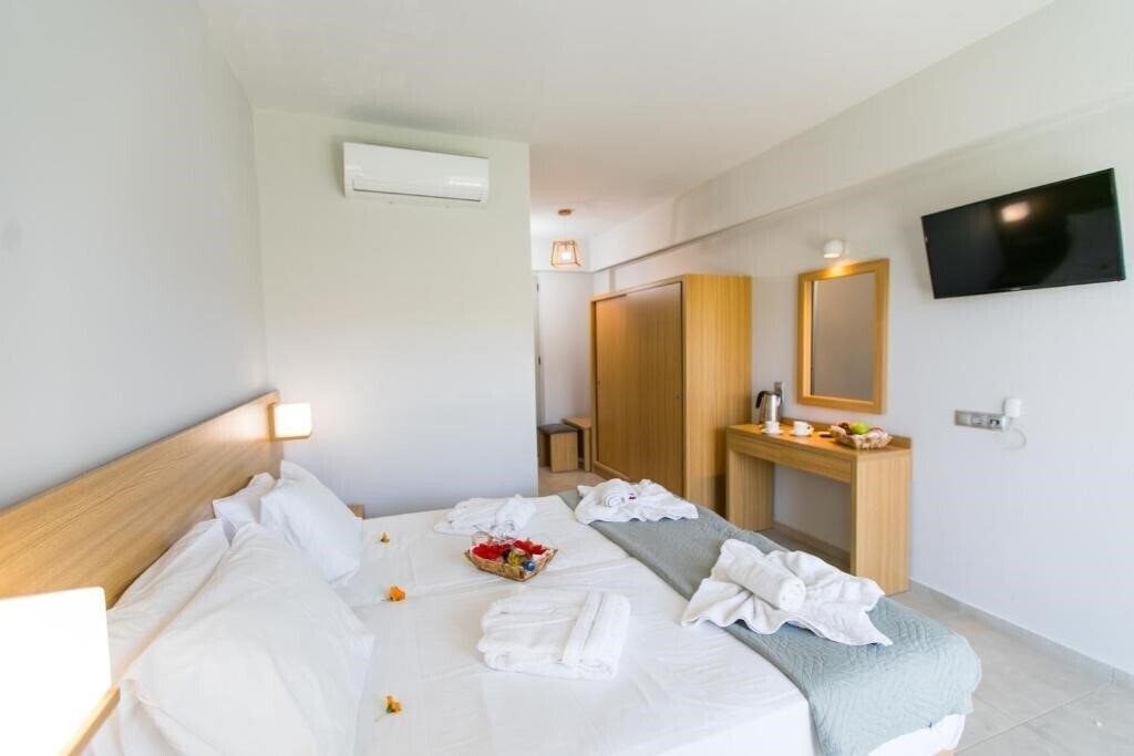 Картинка Resol Hotel (ex. Liza Mary) 4*