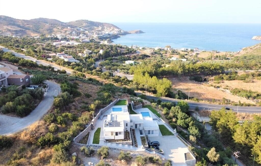 Отель Aquamarine Villas 5*