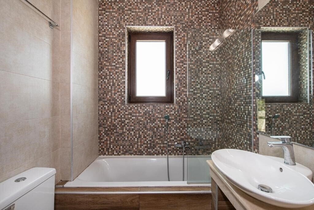 Фотографія Roupes Villas 4*