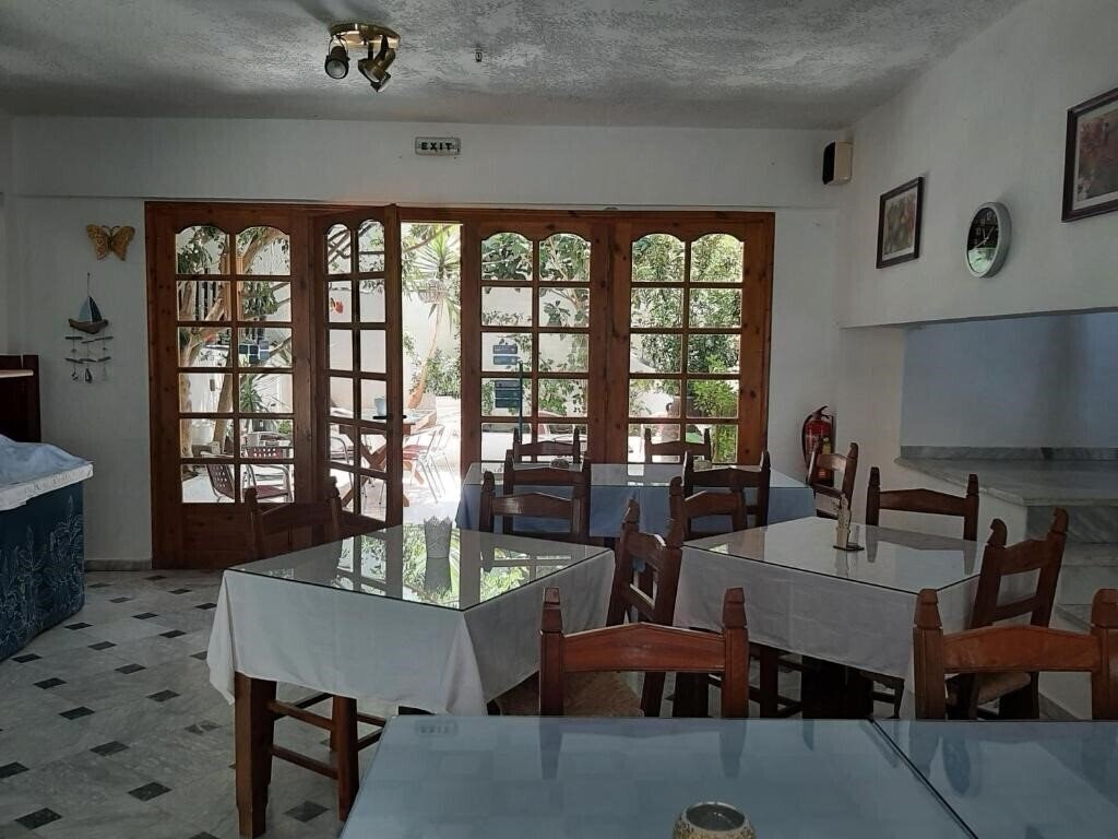 Картинка Ostria Hotel 2*