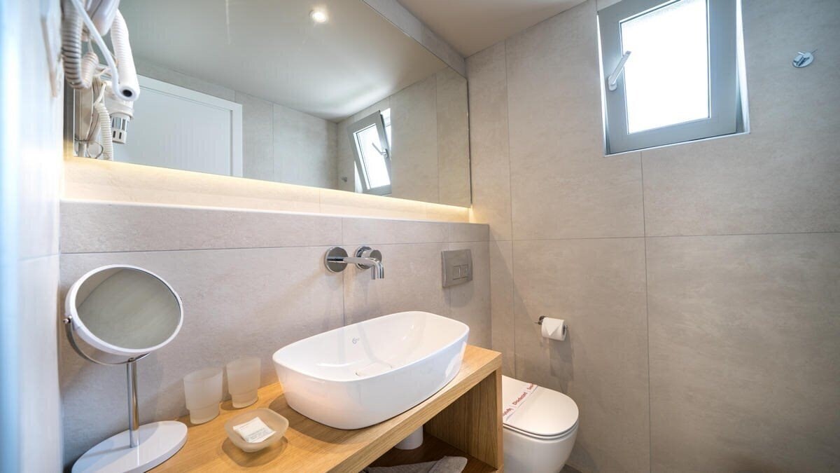 Фото Adele Beach Hotel 4*