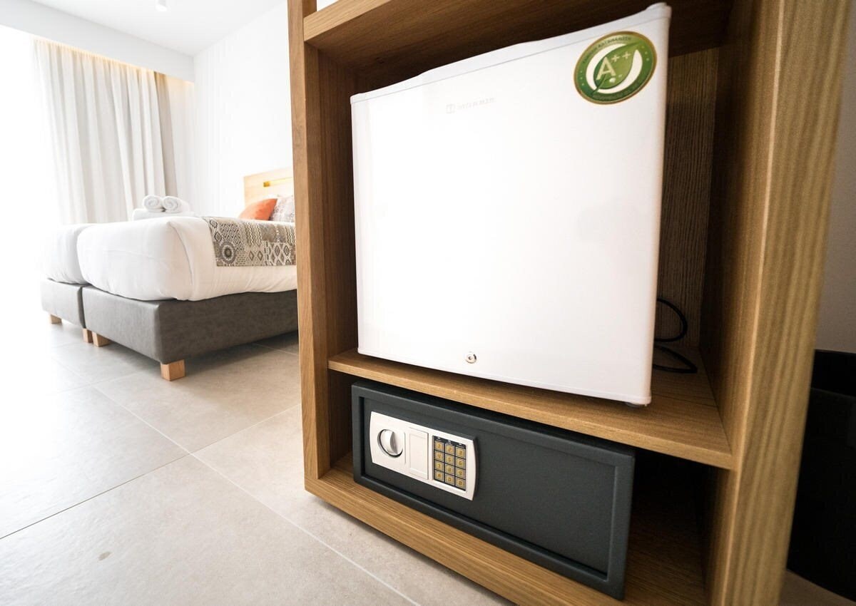 Картинка Adele Beach Hotel 4*