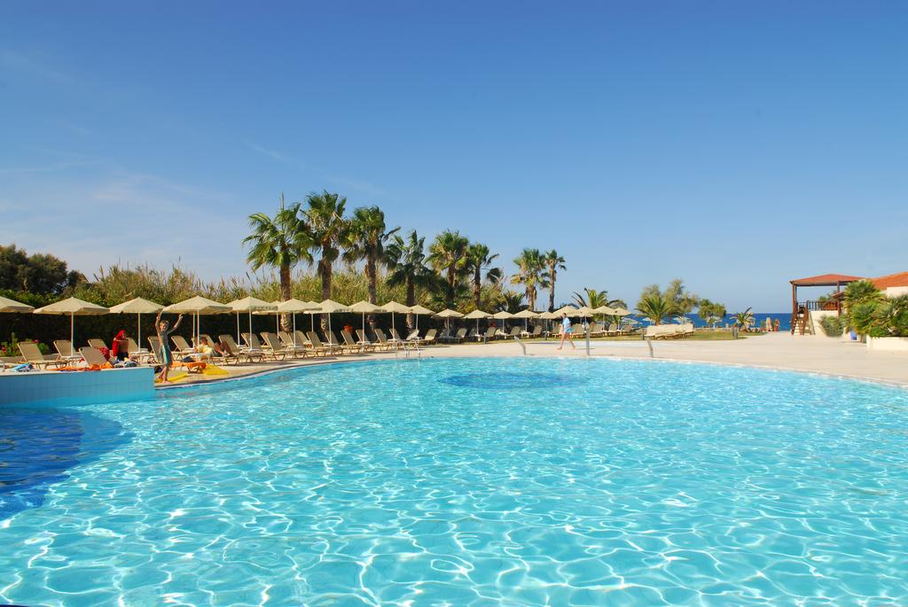 Готель Minos Mare 4*