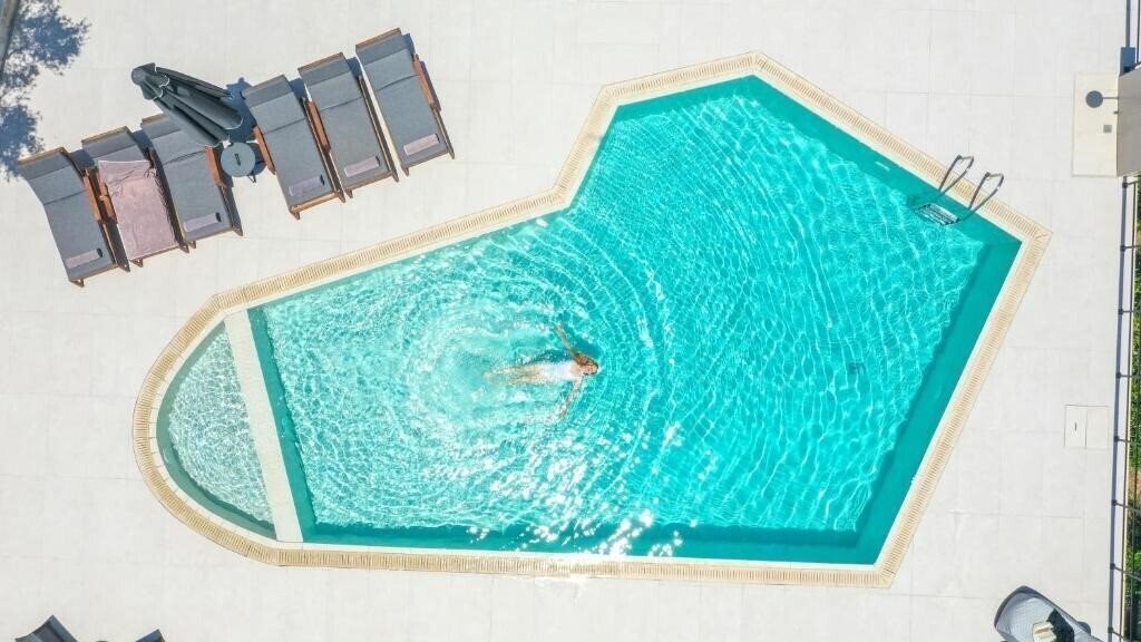 Готель Villas Lefkothea 3*