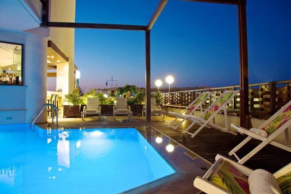 Фото Steris Elegant Beach Hotel 3*