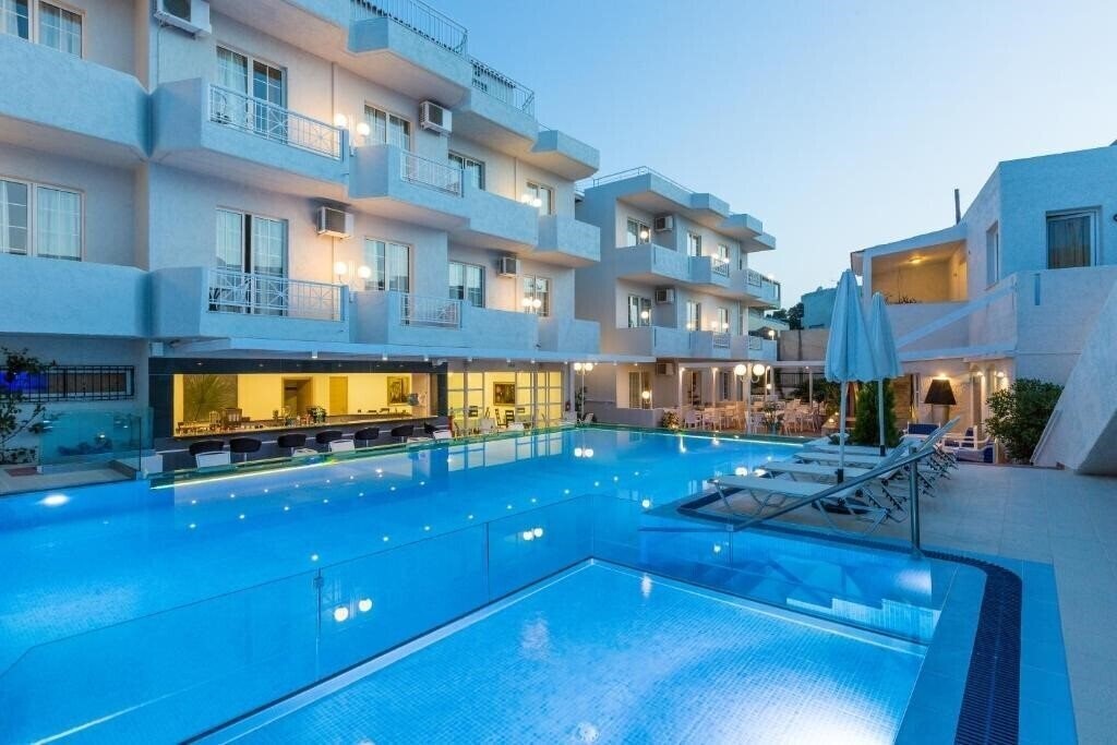 Отель Castello Bianco Hotel 3*