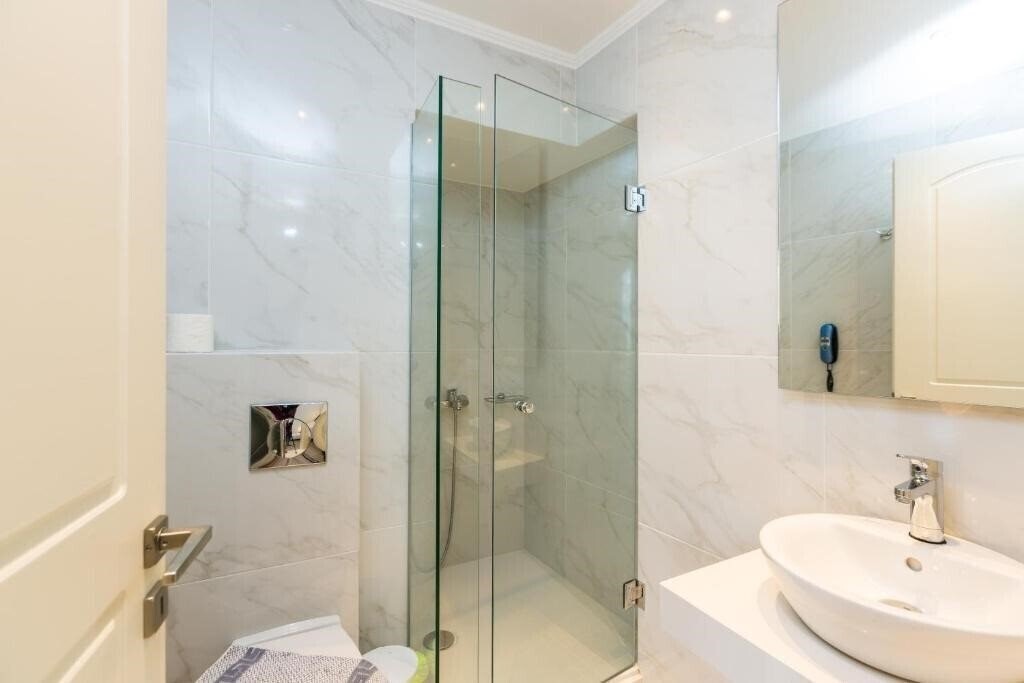 Фотографія Eltina Hotel 2*
