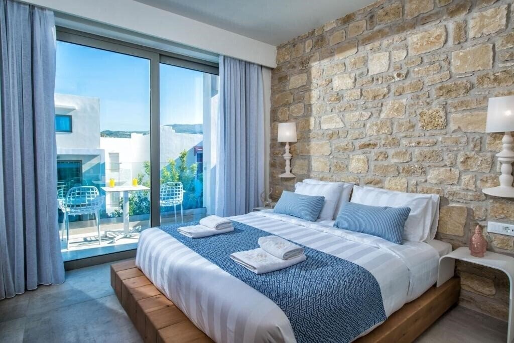Фото Mary Hotel & Mary Royal Suites 3*
