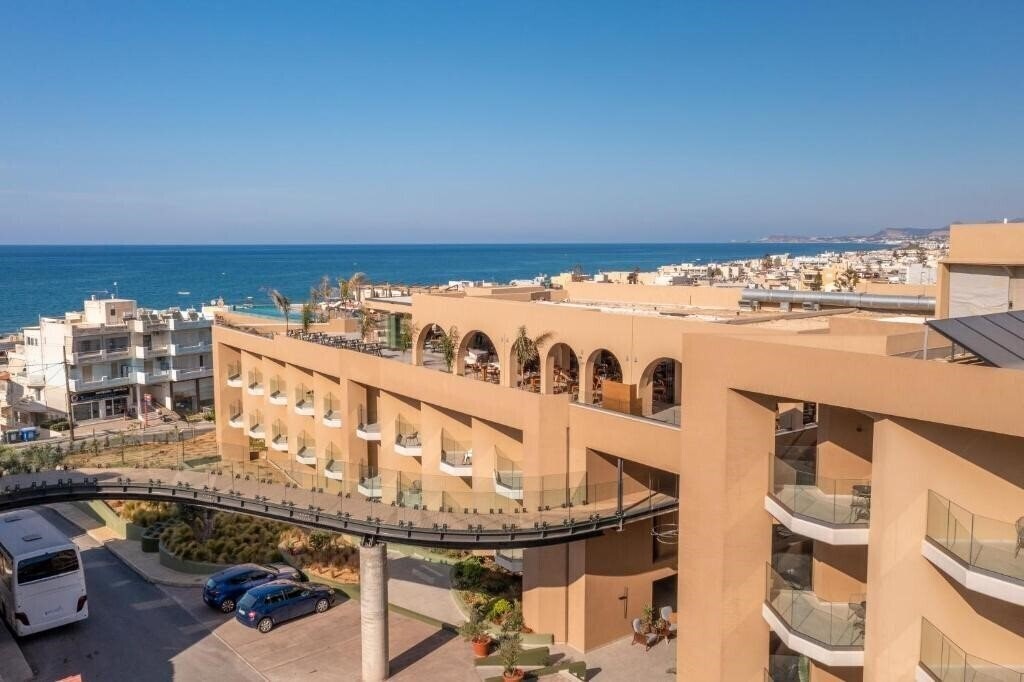 Изображение Minos Ambassador All Suites & SPA 5*
