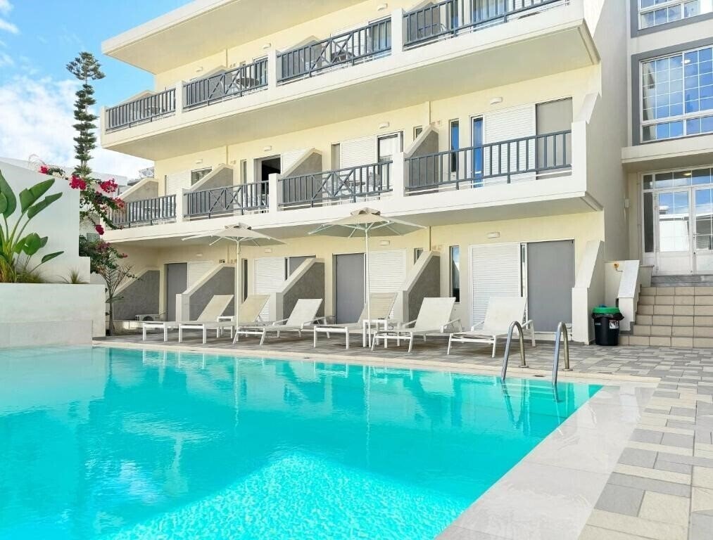 Отель Melitti Hotel Rethymno 3*