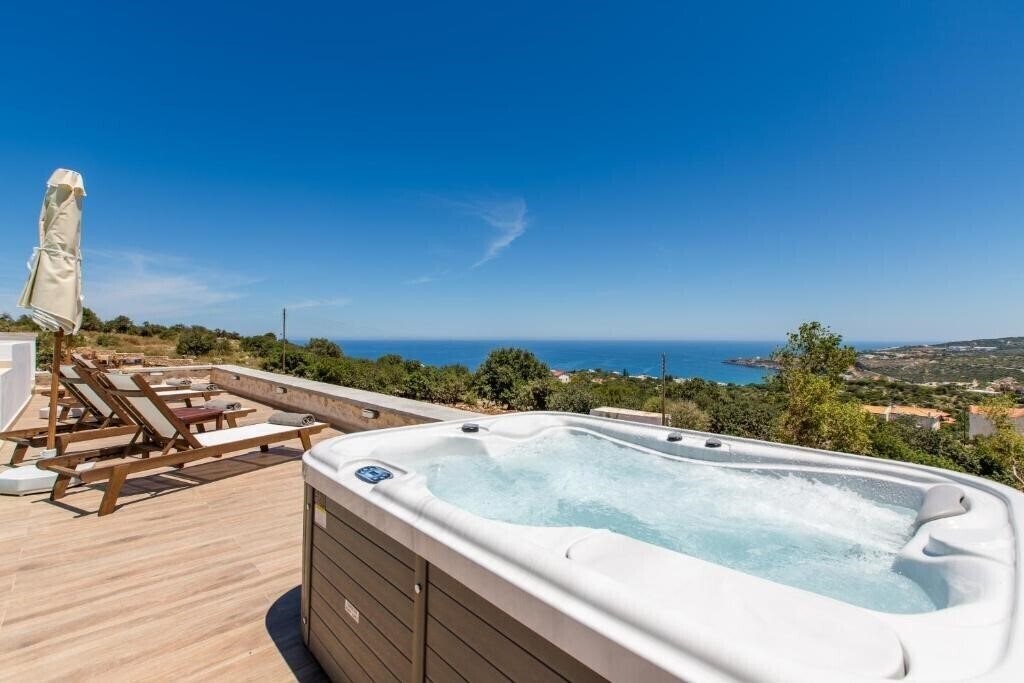 Готель Kallixeni Villas 4*