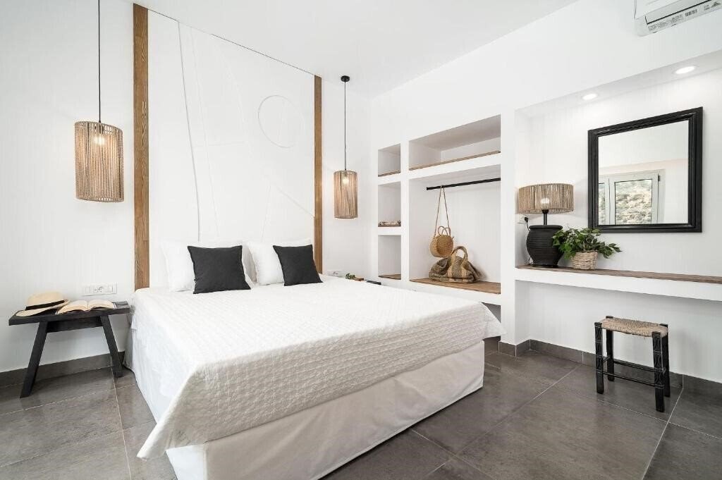 Готель Stella Luxury Apartments 3*