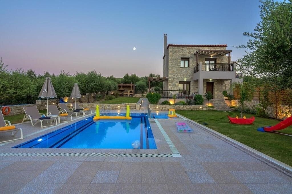 Отель Olive Garden Villas 4*