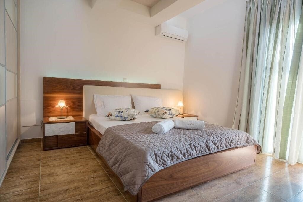 Фото Olive Garden Villas 4*