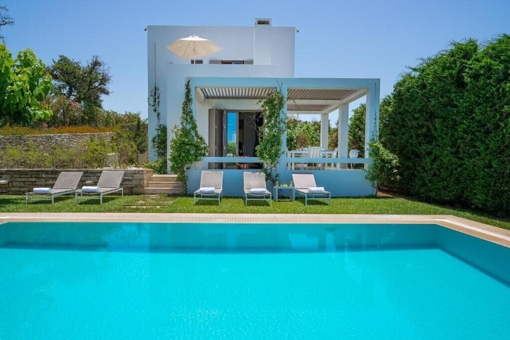Отель Sofia Luxury Villas 4*